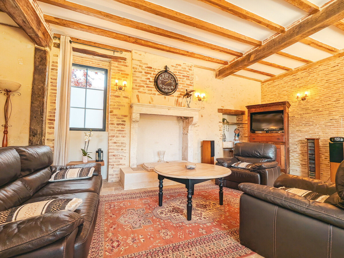 Gîte rénové en Brenne avec piscine chauffée 8x4m - Photo 4