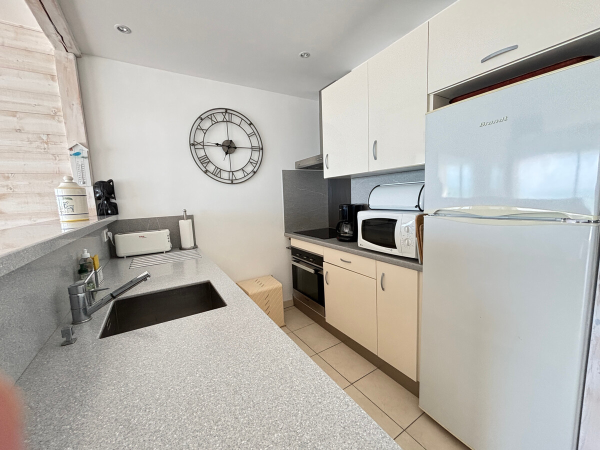 Appartement 2 étoiles face mer avec garage - Les Sables-d'Olonne - Photo 8