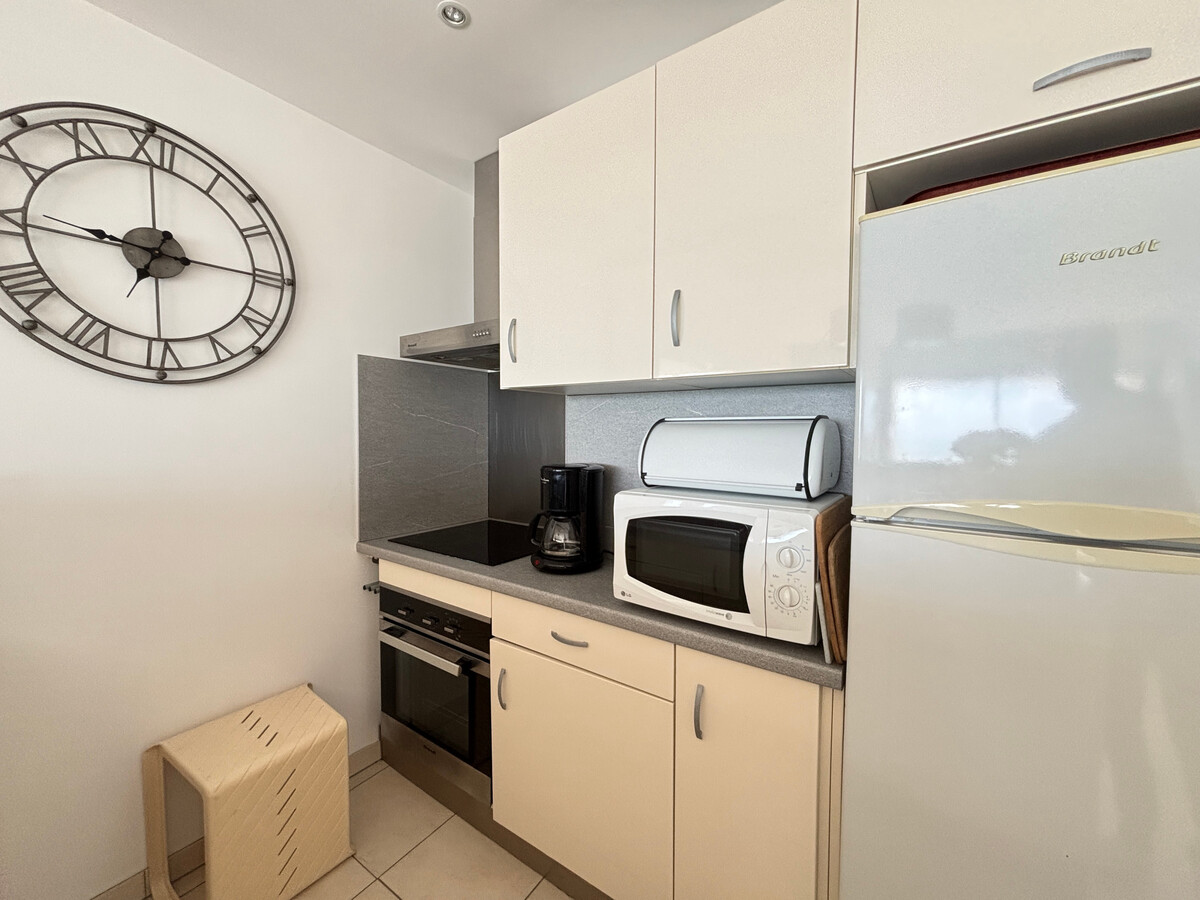 Appartement 2 étoiles face mer avec garage - Les Sables-d'Olonne - Photo 9