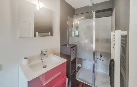 Maison en pierre avec piscine chauffée à Roquebrun : photo 36