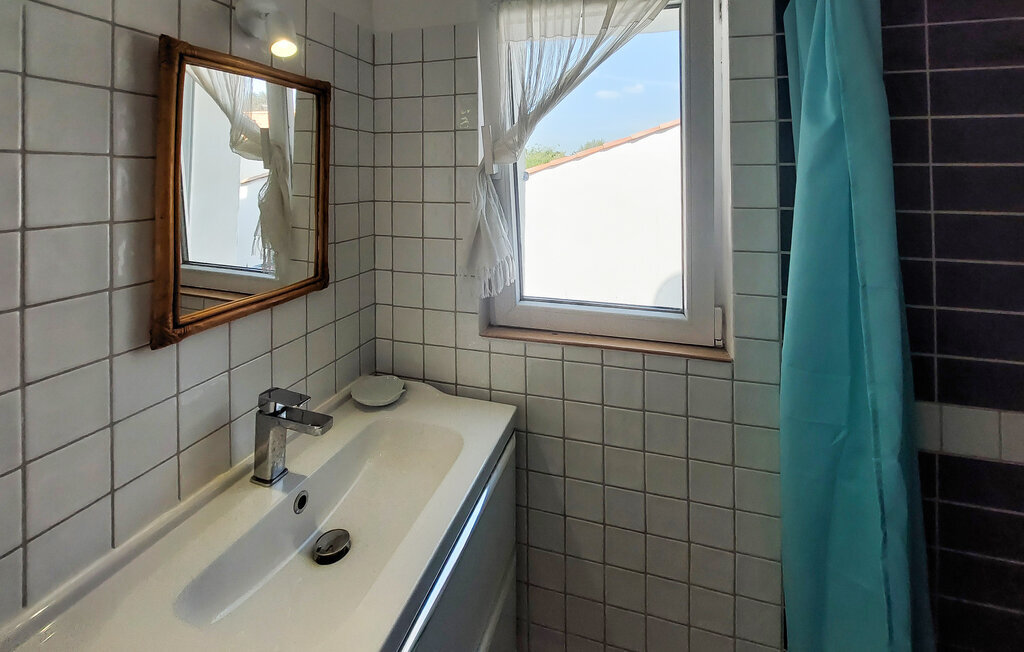 Maison romantique L'Épine, 100 m de la plage - Photo 14