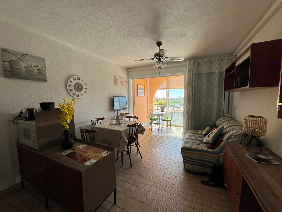 2 pièces Sète vue canal, parking privé, plage à 400 m - Photo 9