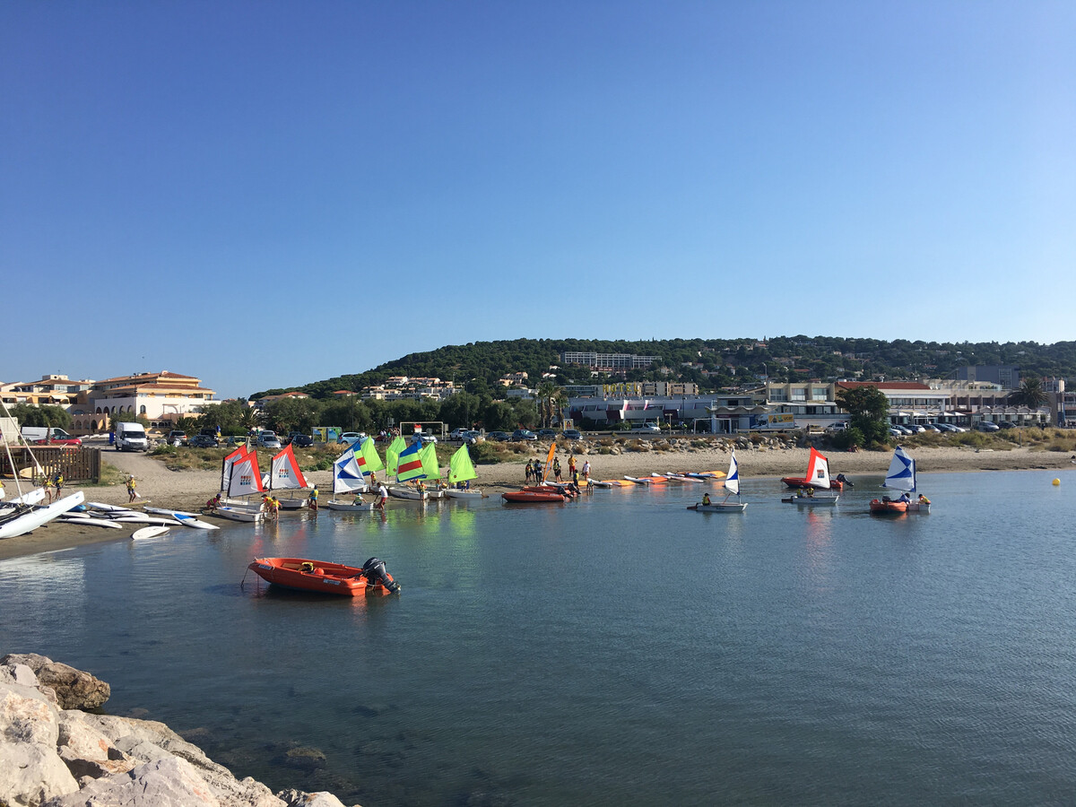 2 pièces Sète vue canal, parking privé, plage à 400 m - Photo 18