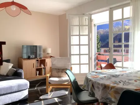 T2 Saint-Lary-Soulan avec loggia exposée Est et parking inclus : photo 4