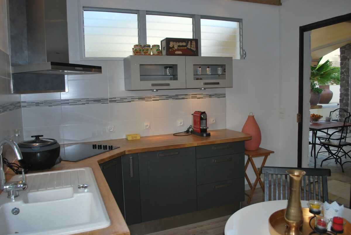Appartement vue mer à Schoelcher, terrasse et balcon - Photo 6