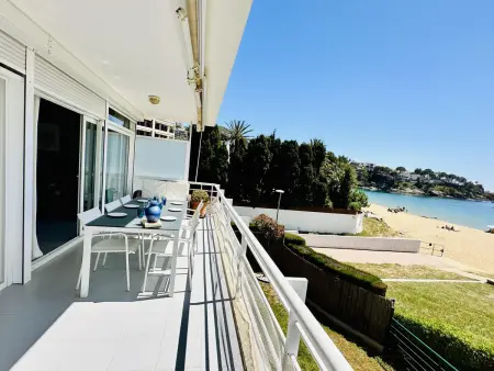 Appartement vue mer à Roses, crique d'Almadraba, 2 chambres : photo 6