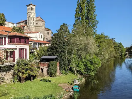 Le Nanifa, appartement atypique à Clisson vue sur la Sèvre - Photo 21