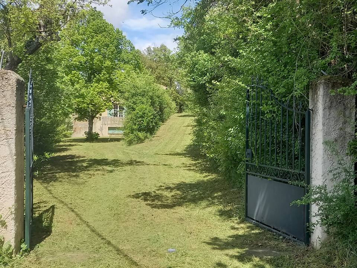 Villa provençale avec terrasse et jardin à Riez - Photo 9