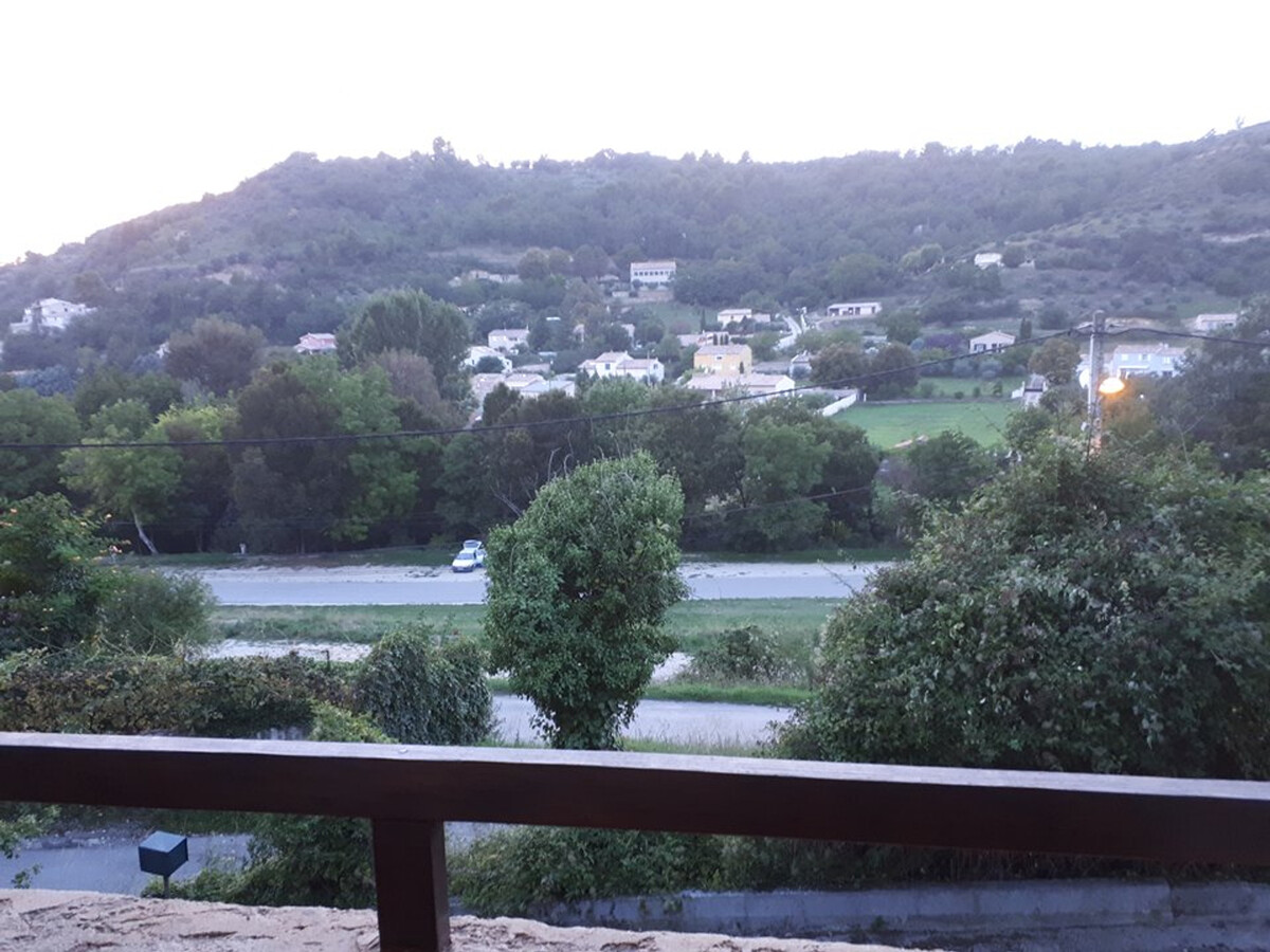 Villa provençale avec terrasse et jardin à Riez - Photo 12