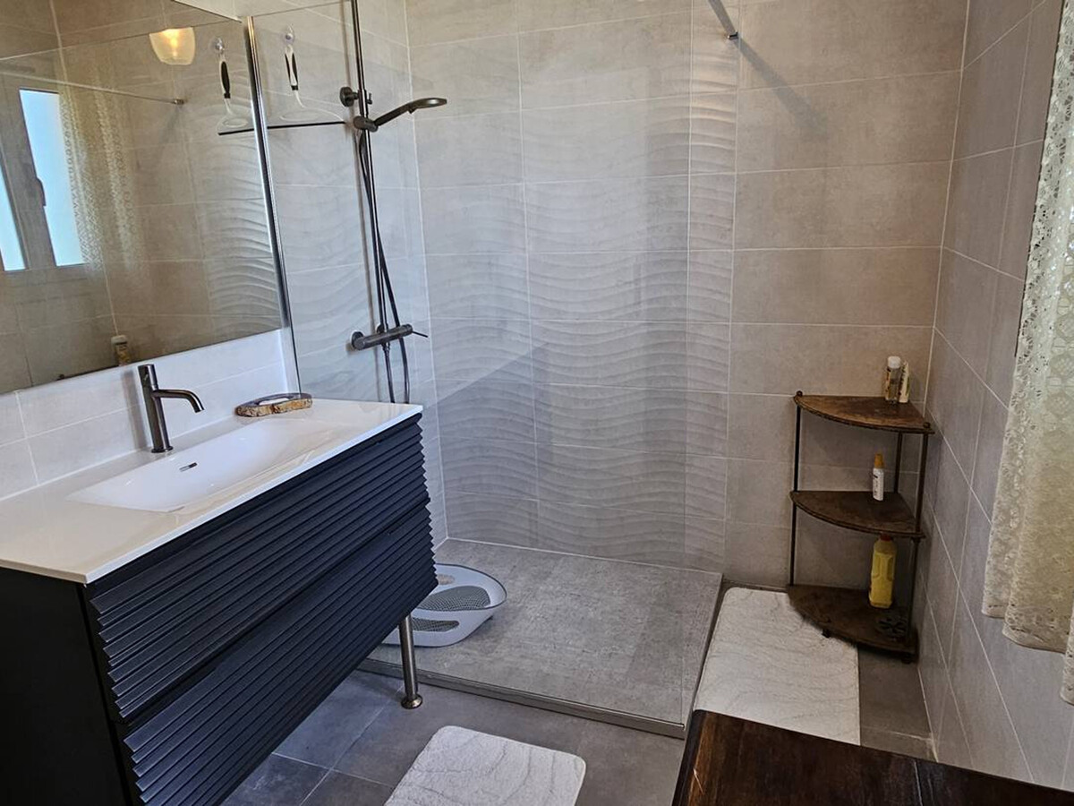 Bella Vista : Appartement Vue Mer à Solenzara - Photo 11