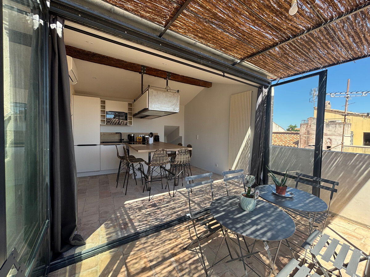 Rooftop Arena – Duplex 3 ch, vue panoramique Arles - Photo 9