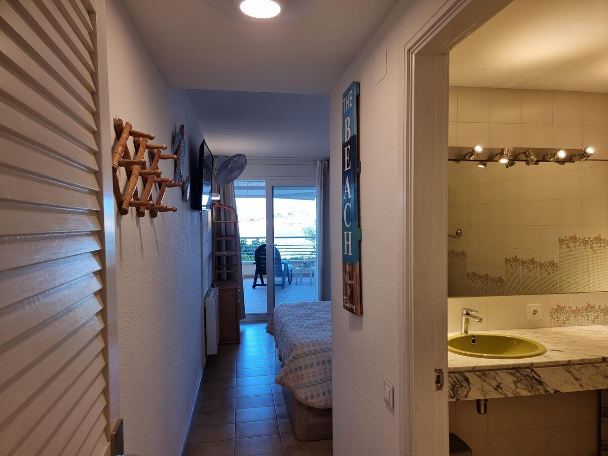 Appartement face à la mer avec terrasse à L'Escala - Photo 12