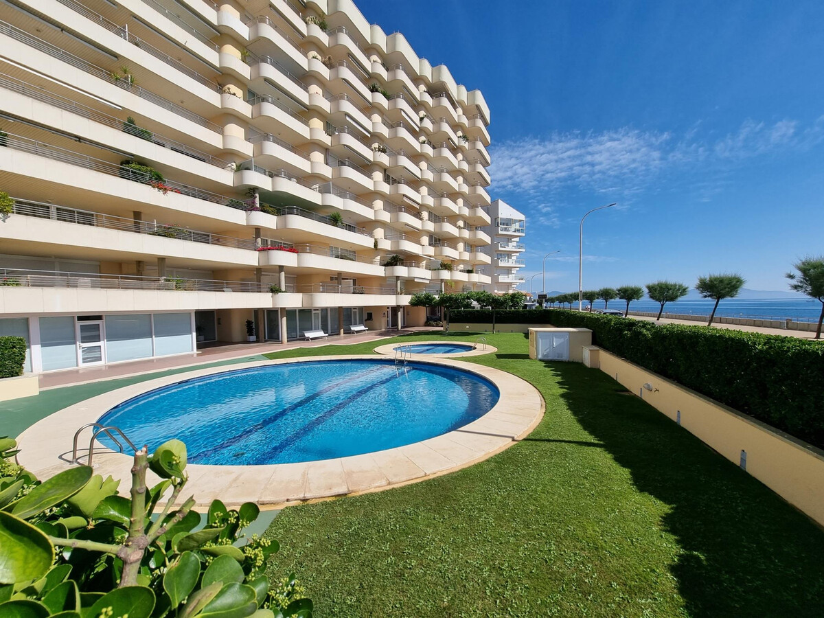 Appartement 2 chambres vue mer et piscine à L'Escala - Photo 1