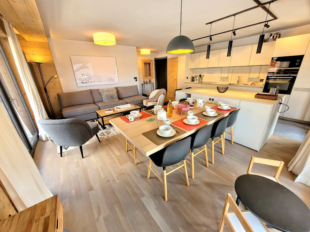 Appartement 8 pers aux pieds des pistes, centre Les Gets - Photo 2