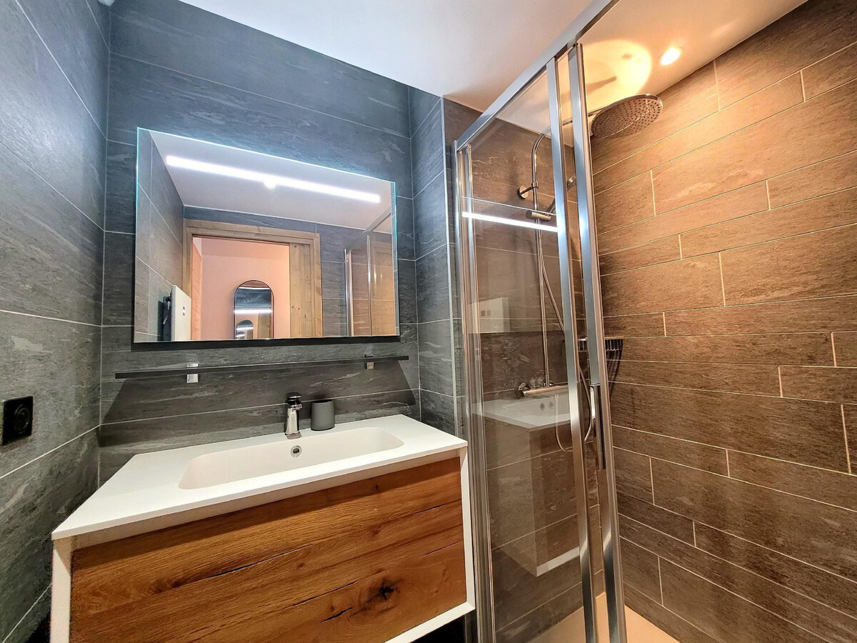 Appartement 8 pers aux pieds des pistes, centre Les Gets - Photo 6