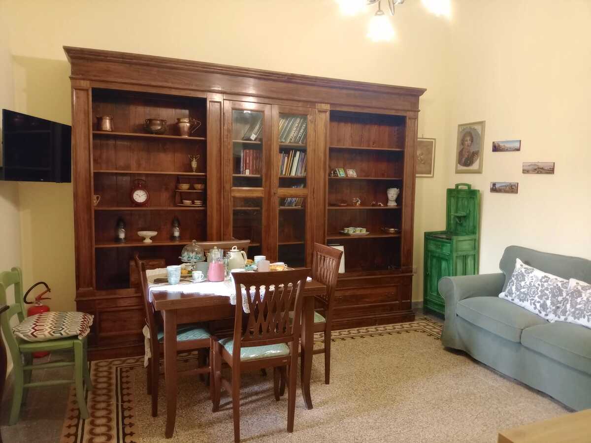 Appartement 2 chambres avec terrasse vue Naples - Photo 1