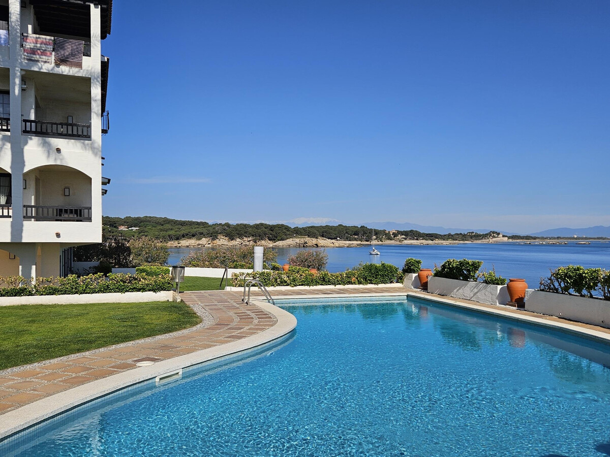Appartement 1 chambre avec terrasse vue mer à L'Escala - Photo 2