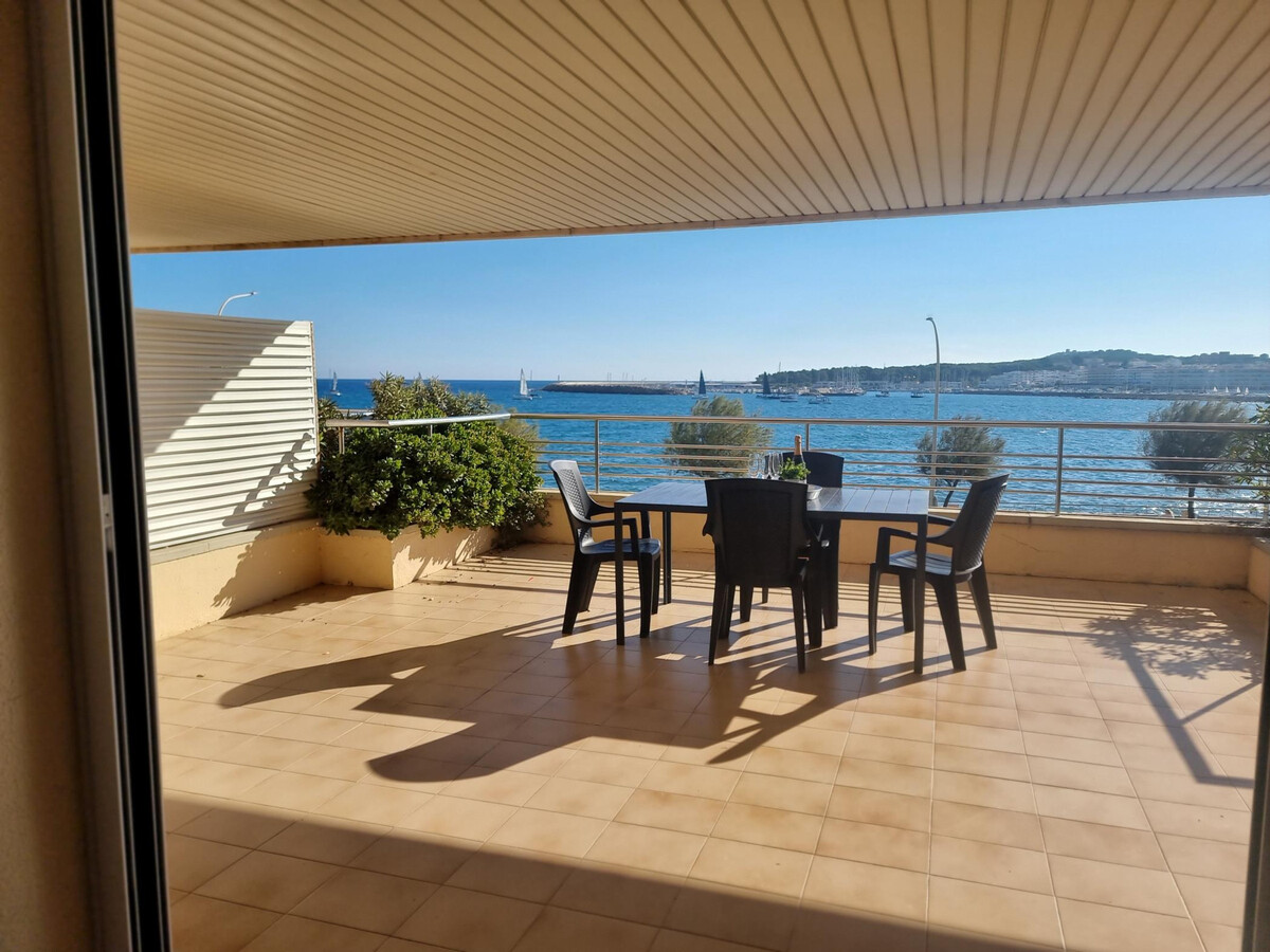 Appartement 2 chambres, terrasse vue mer à L'Escala - Photo 2
