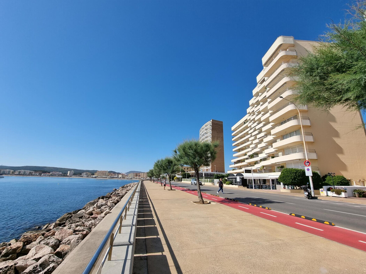 Appartement 2 chambres, terrasse vue mer à L'Escala - Photo 4