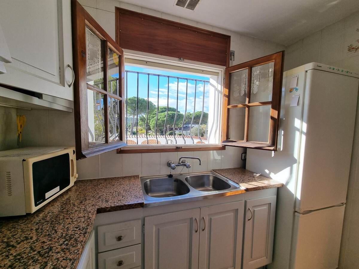Maison 8 pers. à 400m de la plage, piscine et barbecue - Photo 8