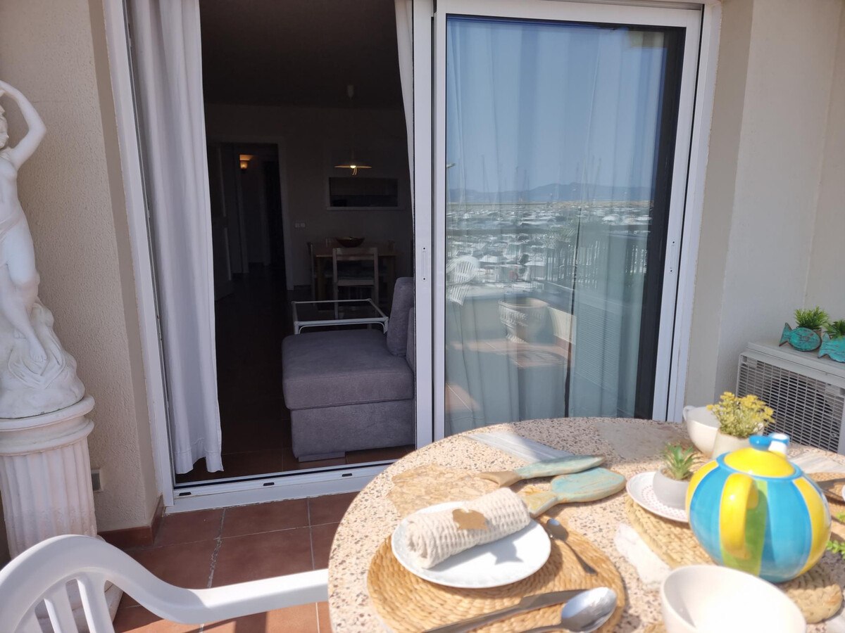Appartement 2 chambres à Riells, terrasse vue port - Photo 11
