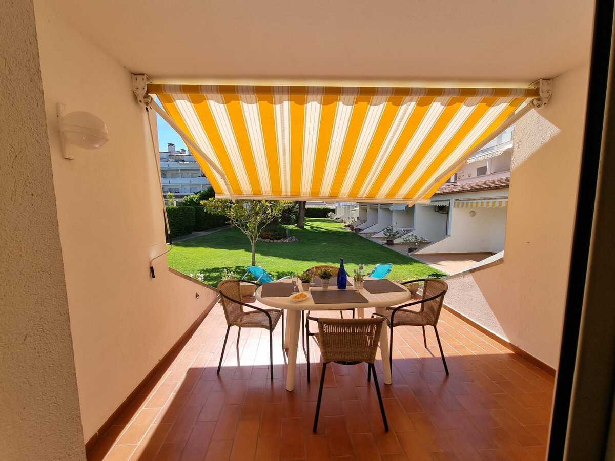 Appartement avec terrasse et piscine à L'Escala - Photo 3