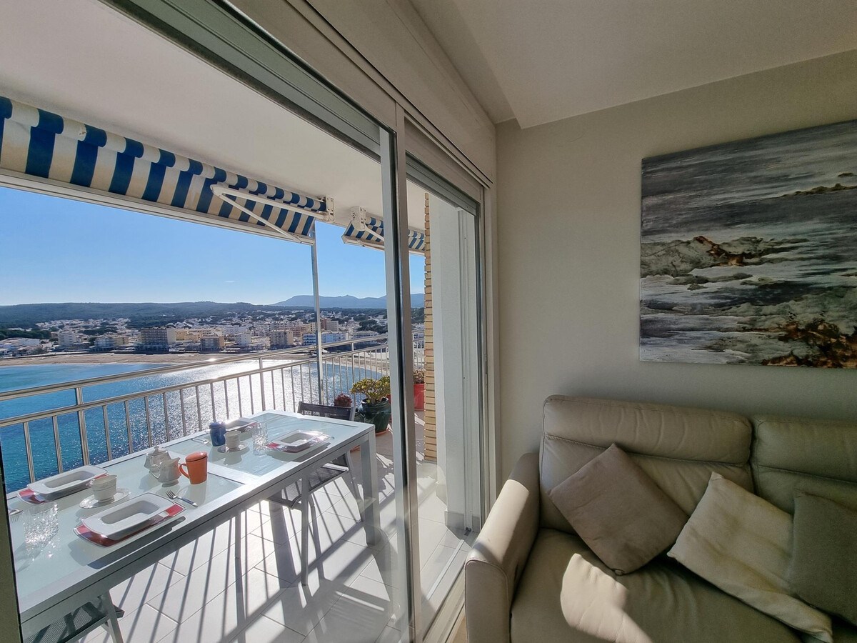 Appartement 2 chambres avec terrasse 20m² et piscine - Photo 8