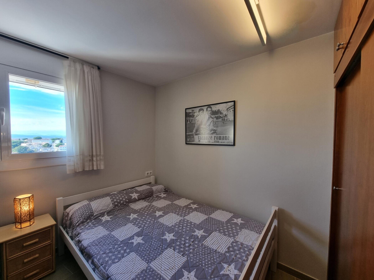 Appartement 2 chambres avec terrasse 20m² et piscine - Photo 14