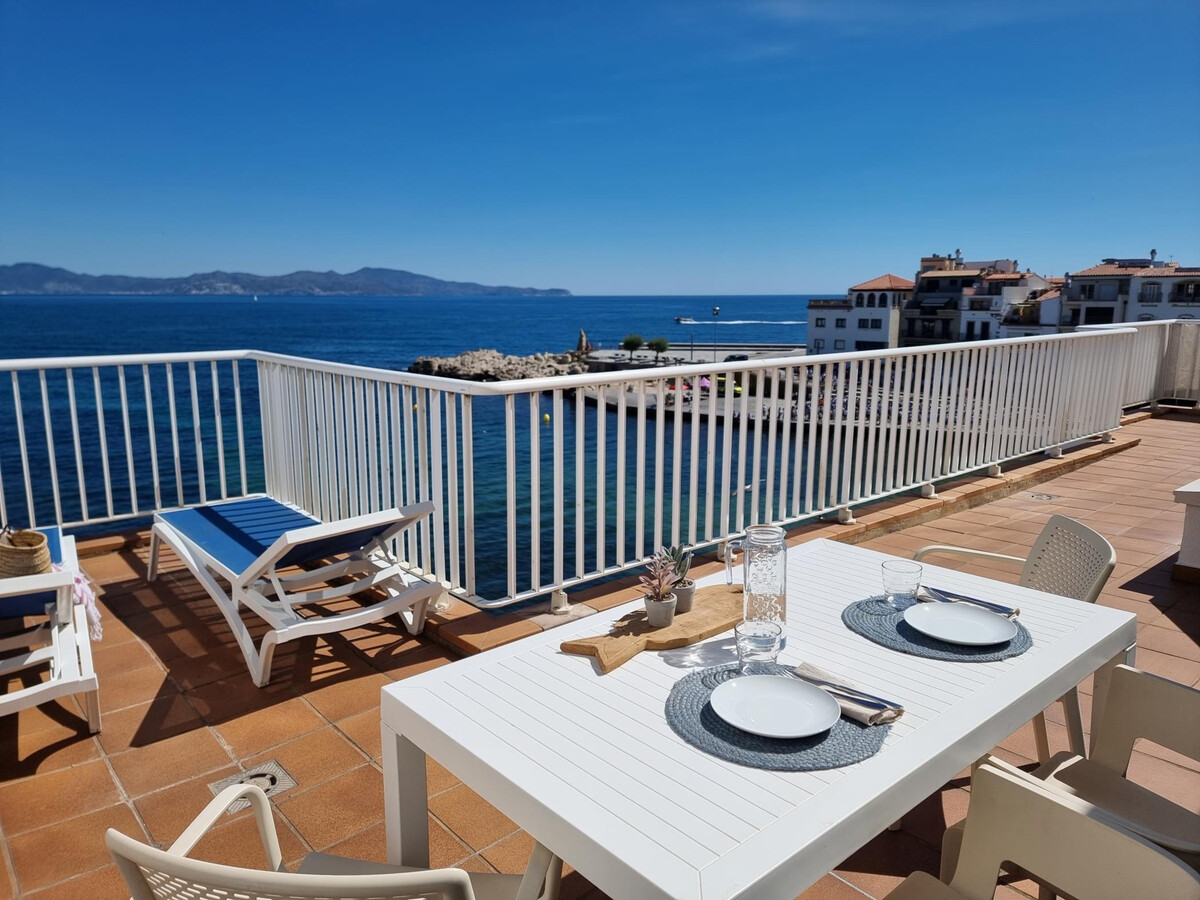 Appartement 3 chambres, terrasse 50 m² vue mer à L'Escala - Photo 3