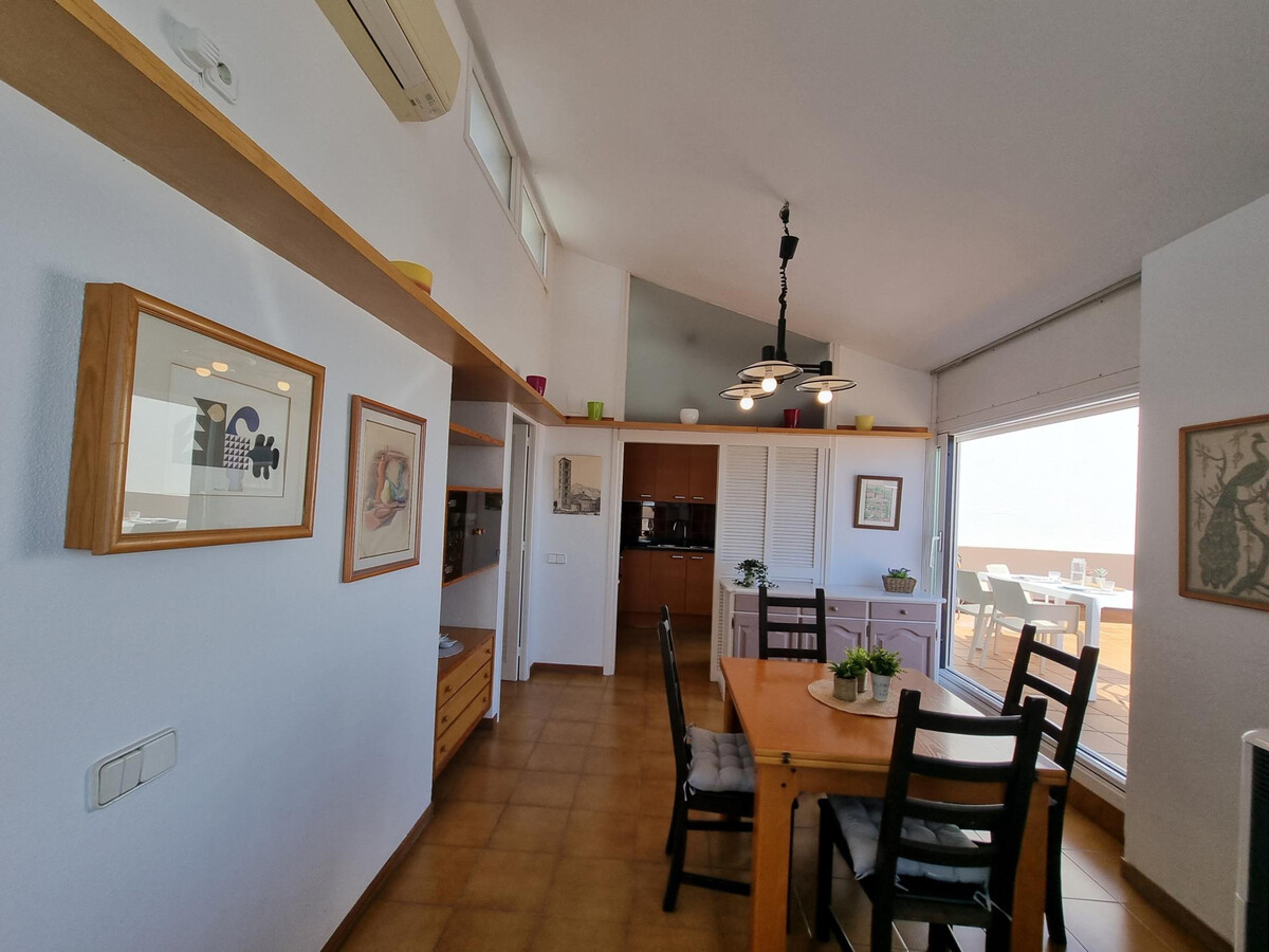 Appartement 3 chambres, terrasse 50 m² vue mer à L'Escala - Photo 8