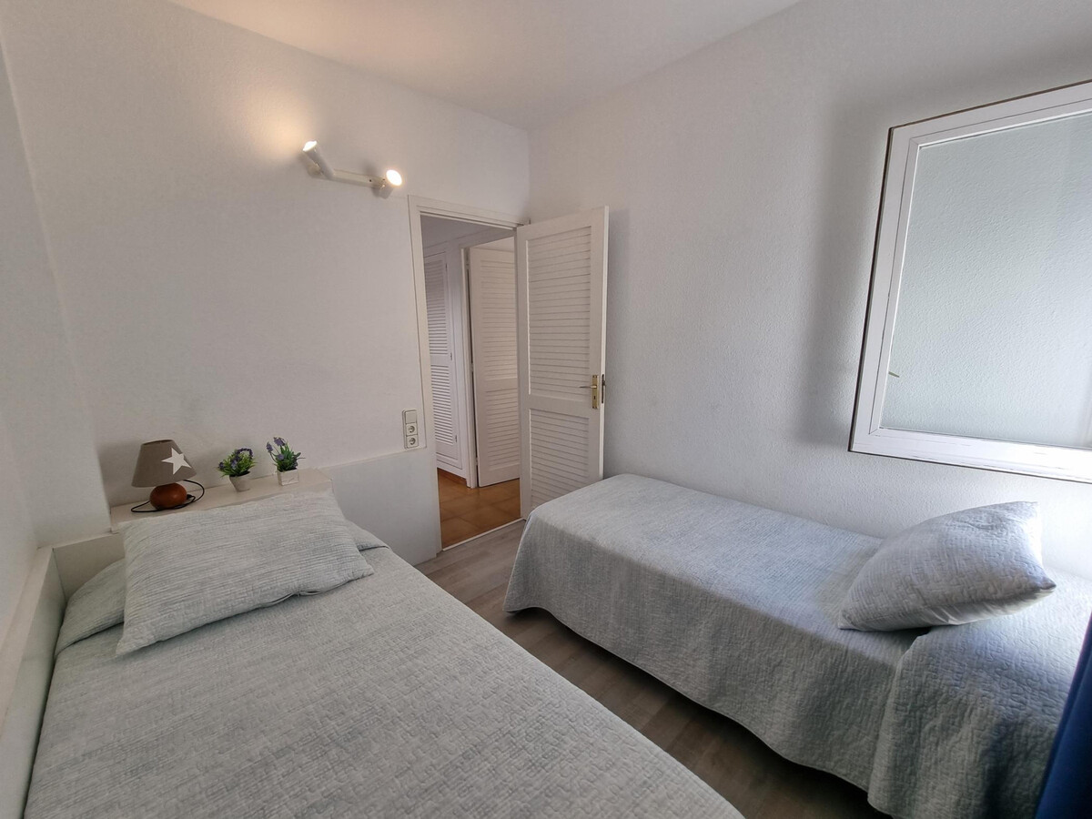 Appartement 3 chambres, terrasse 50 m² vue mer à L'Escala - Photo 17
