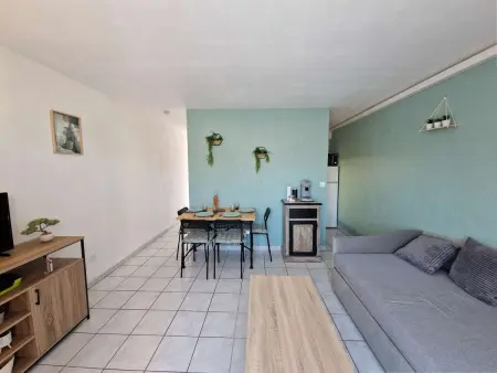 Appartement rénové à Marseillan avec terrasse ensoleillée - Photo 9