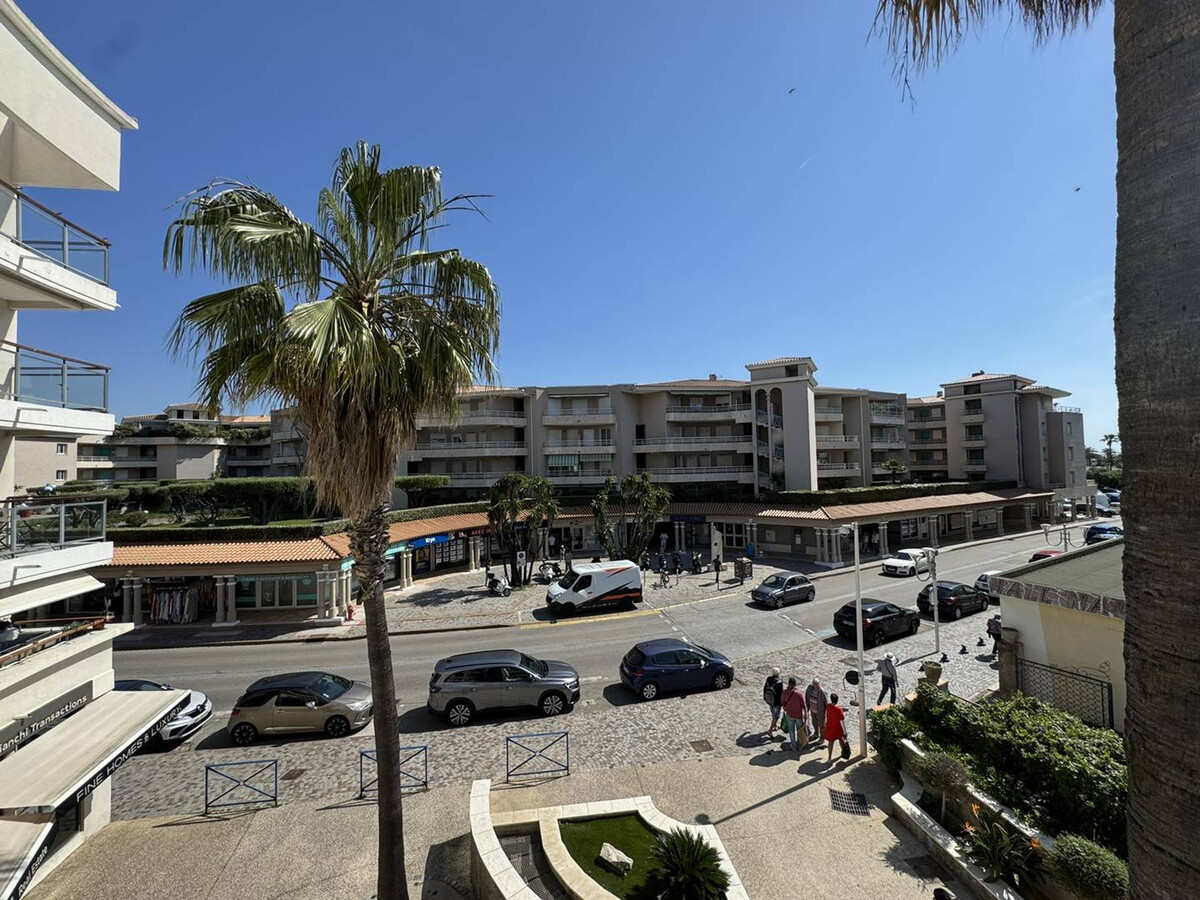 Appartement 6 personnes climatisé centre-ville Cavalaire - Photo 1