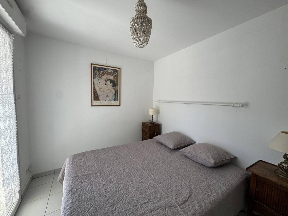 Appartement 6 personnes climatisé centre-ville Cavalaire - Photo 10