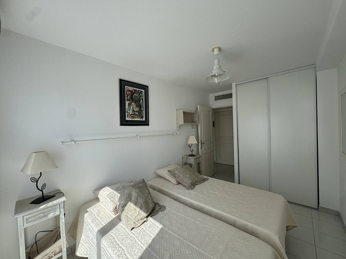 Appartement 6 personnes climatisé centre-ville Cavalaire - Photo 14
