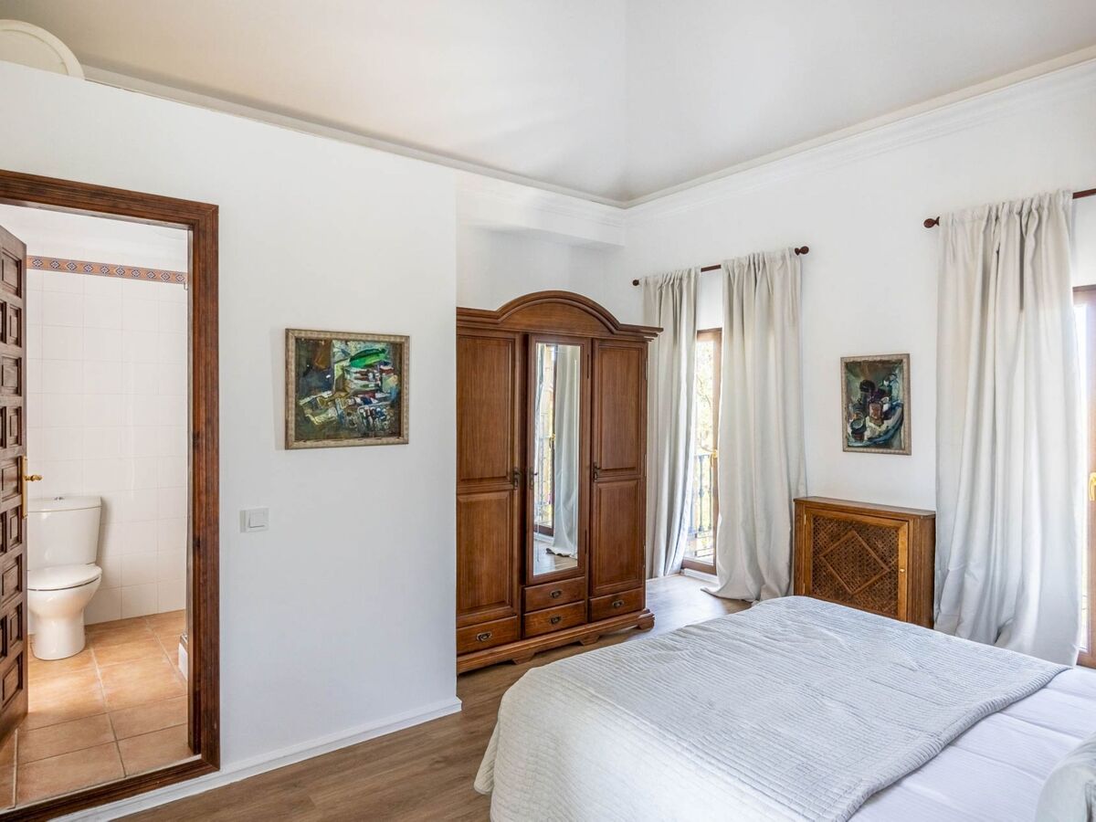 Villa Serena Marbella – piscine couverte chauffée sur 5 ha - Photo 27