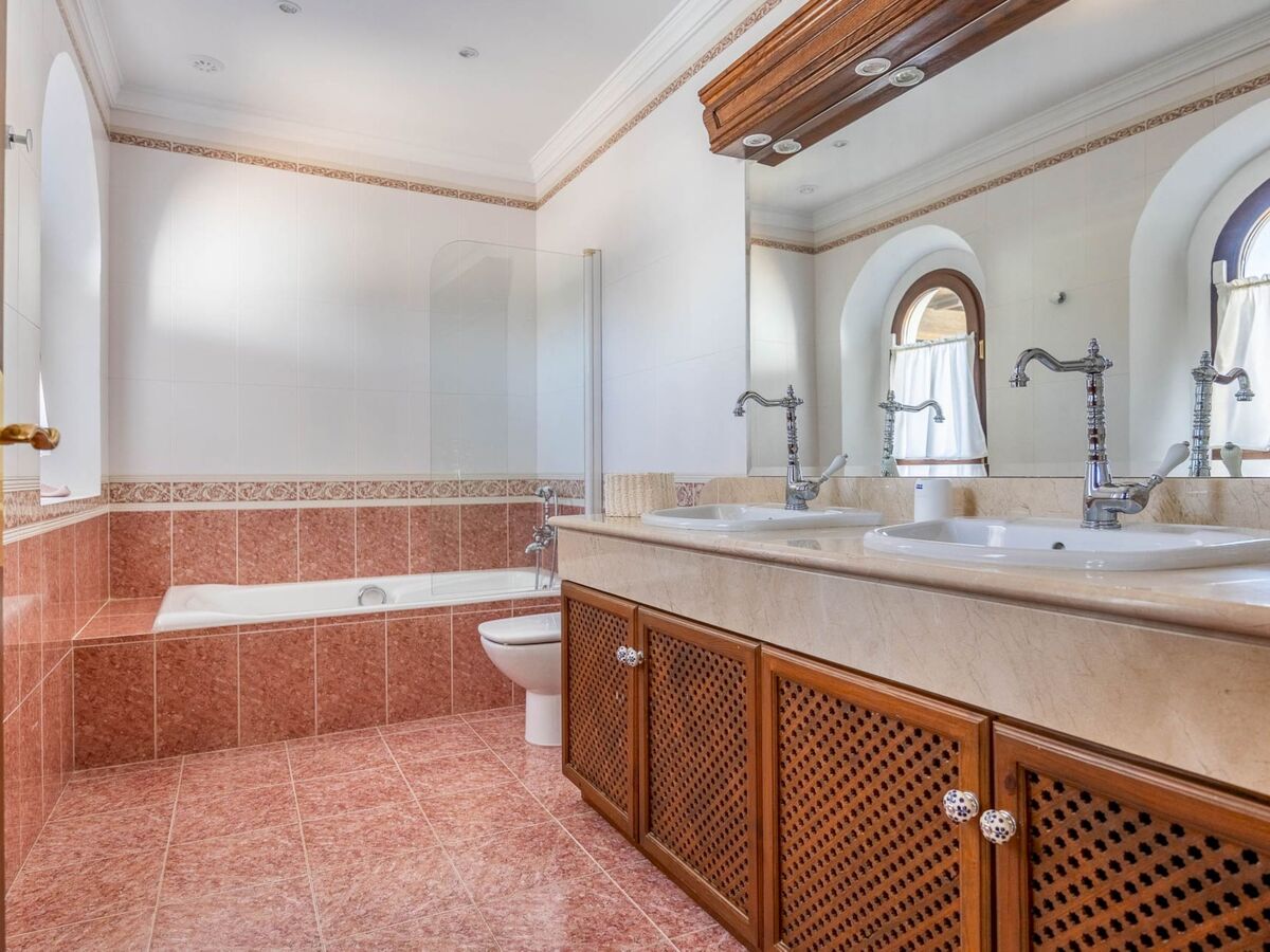 Villa Serena Marbella – piscine couverte chauffée sur 5 ha - Photo 28