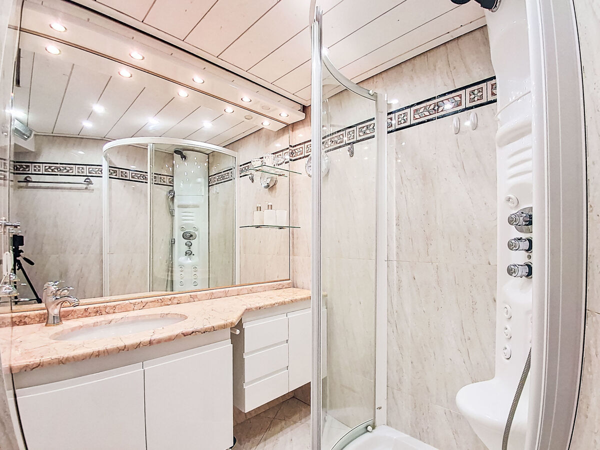 Palafour 1101 : apt 8 pers., vue lac et montagnes - Photo 22