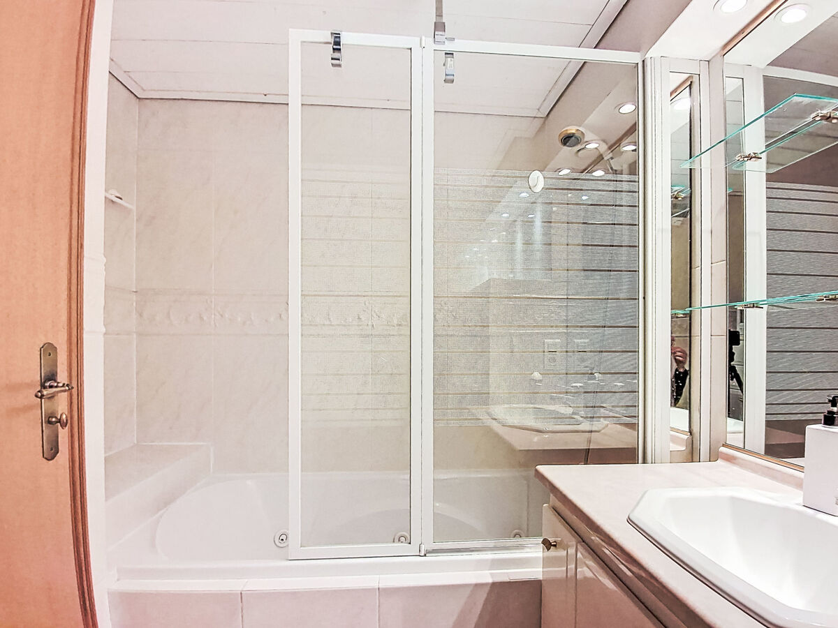 Palafour 1101 : apt 8 pers., vue lac et montagnes - Photo 28