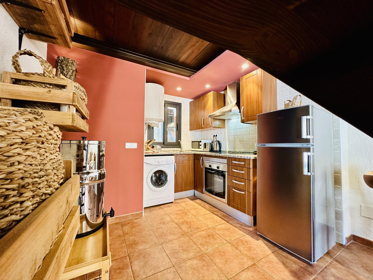 Appartement rénové 150 m de la plage à Sant Feliu - Photo 3