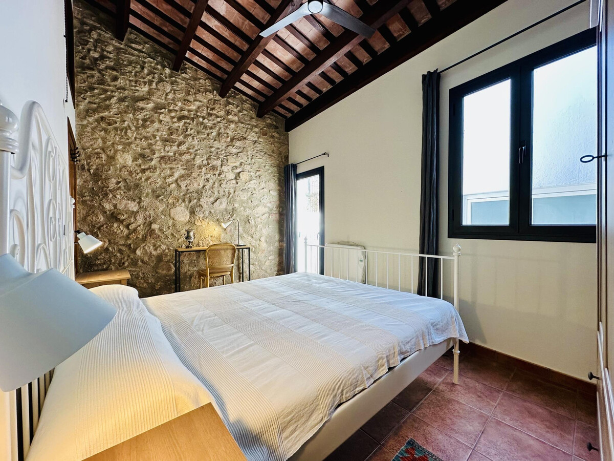 Appartement rénové 150 m de la plage à Sant Feliu - Photo 22