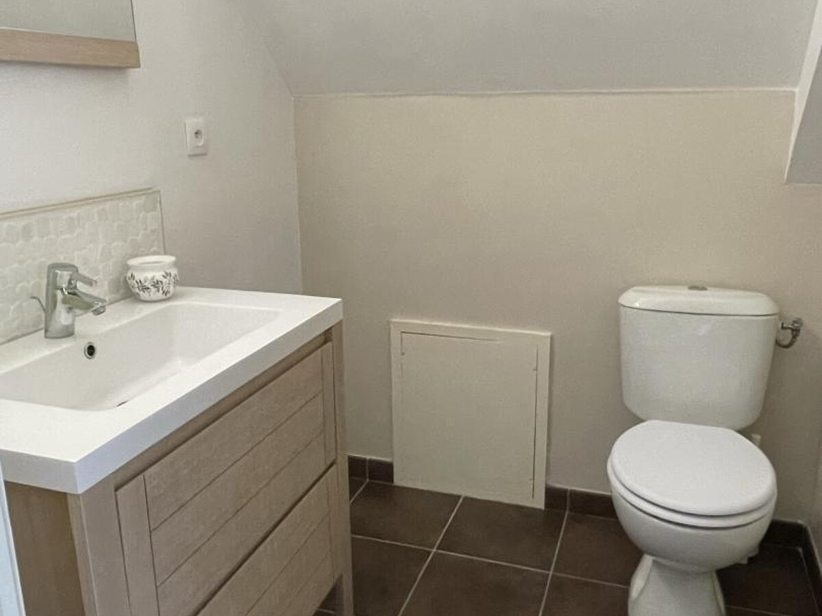 Maison 6 personnes Saint-Germain-sur-Ay, salle d'eau PMR - Photo 13