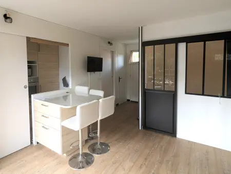 Studio Charmant Proche Plage pour 2 Pers avec Parking - Photo 4