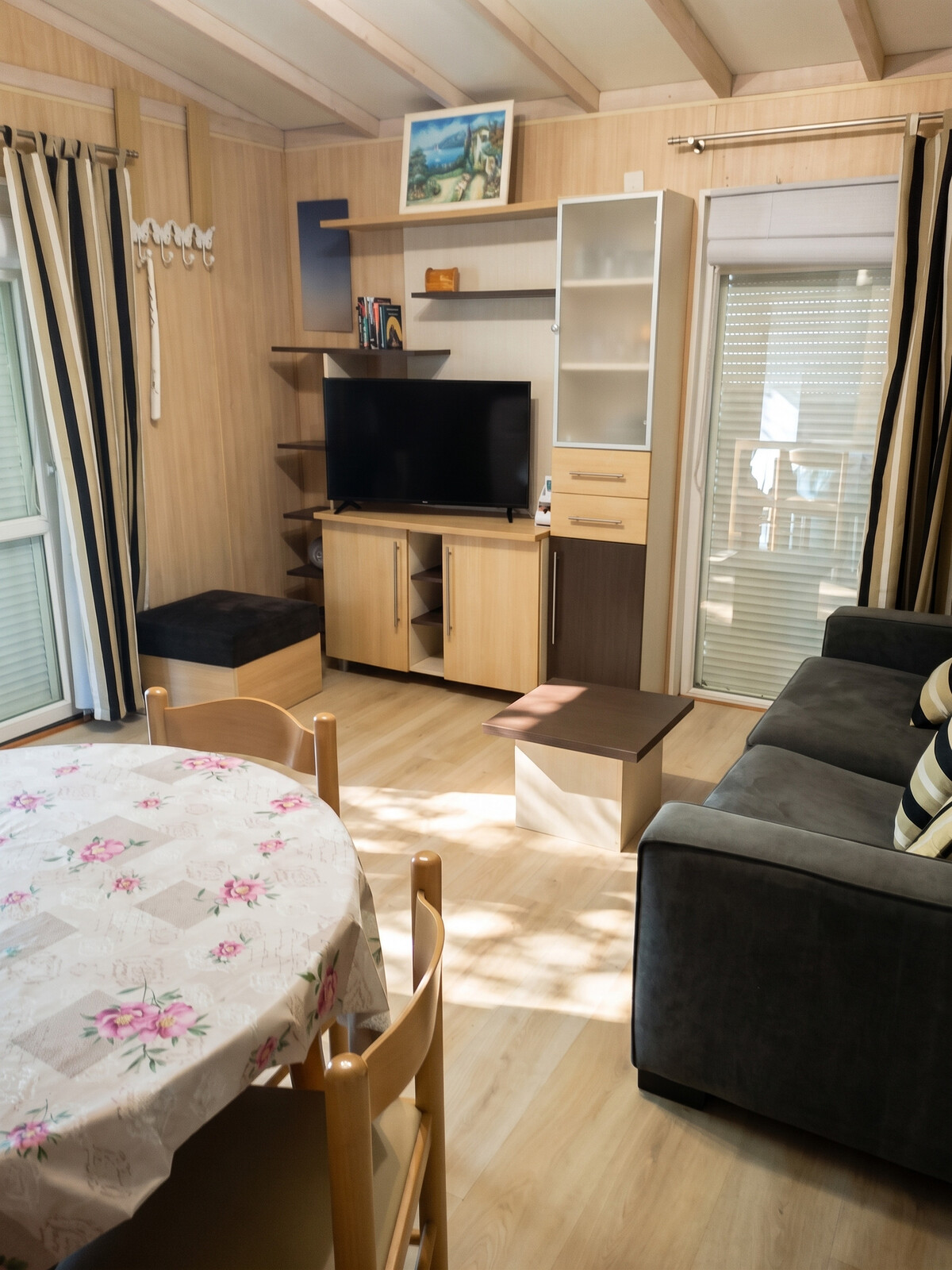 Chalet avec vue sur le lac et terrasse privée à Estang - Photo 12
