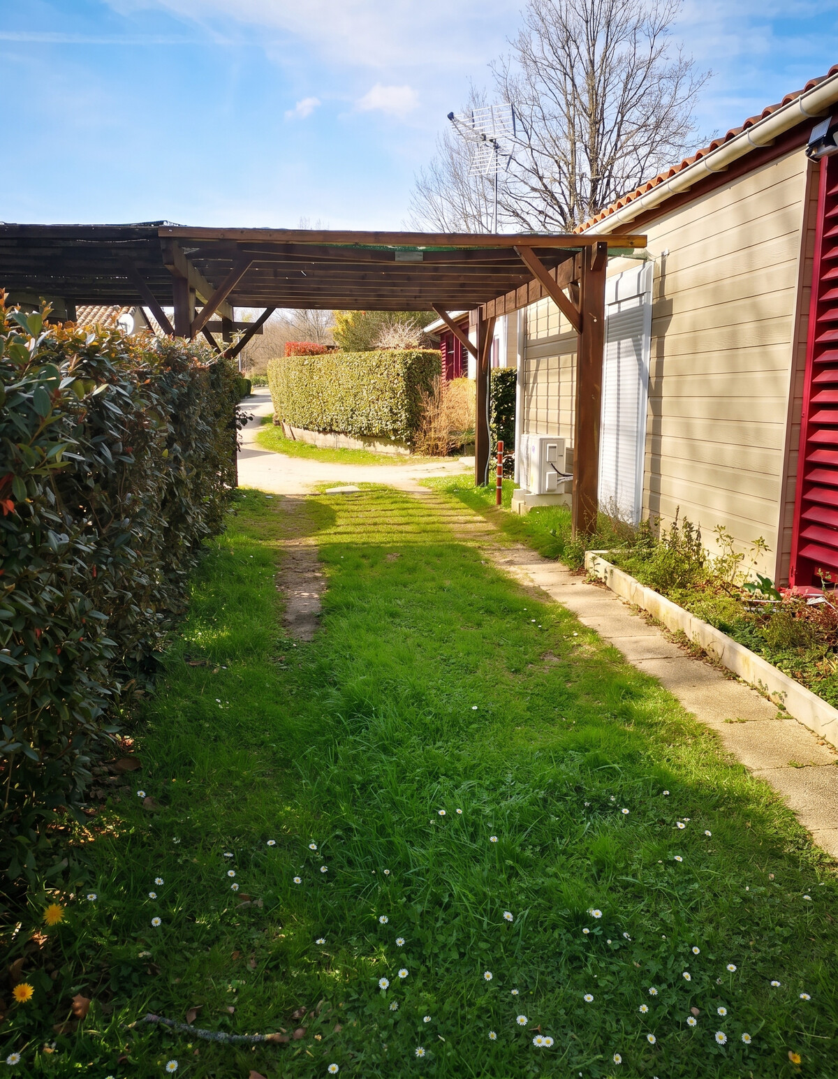 Chalet avec vue sur le lac et terrasse privée à Estang - Photo 26