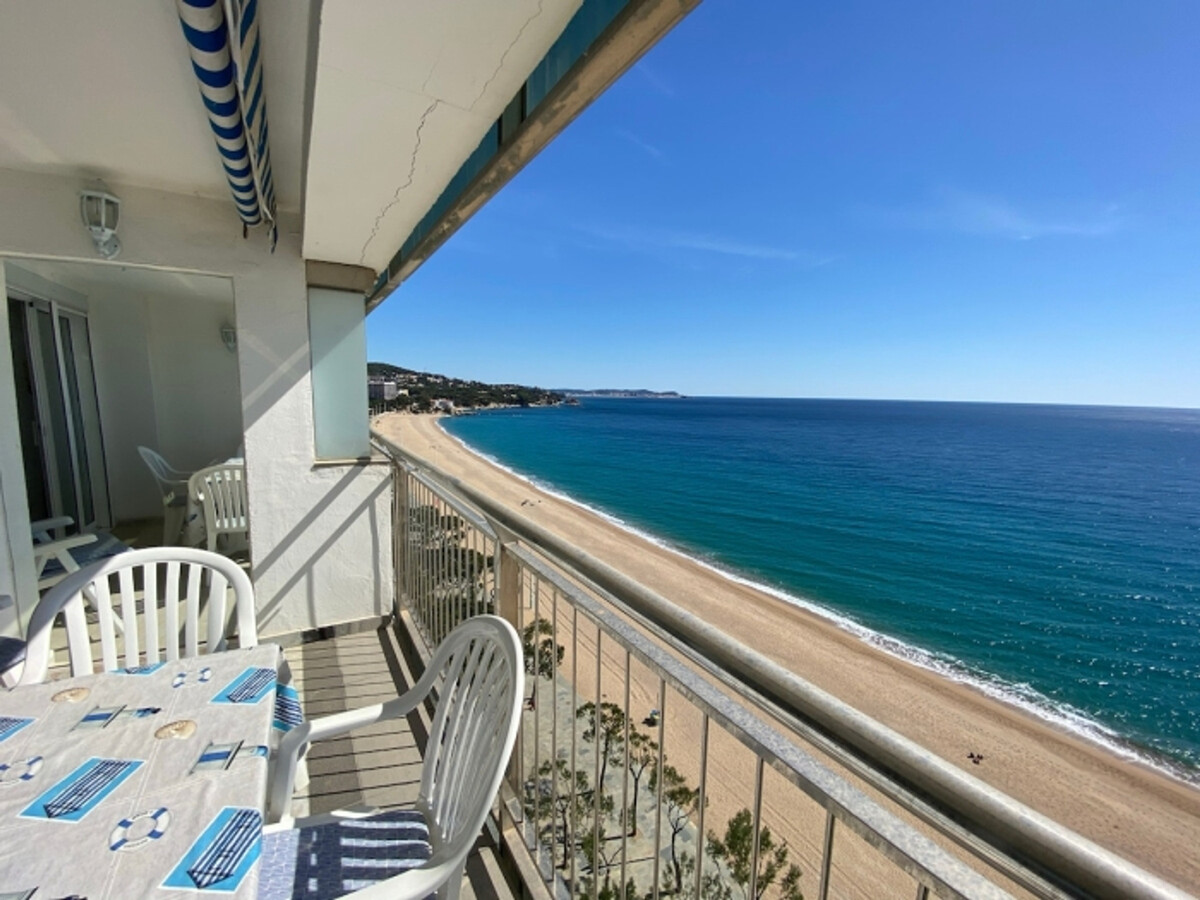 Duplex première ligne de mer, 11e étage à Platja d'Aro - Photo 3