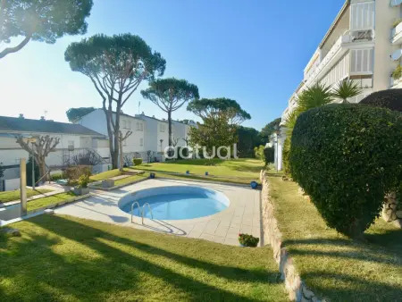 Maison mitoyenne familiale proche plage avec piscine et WiFi - Photo 2