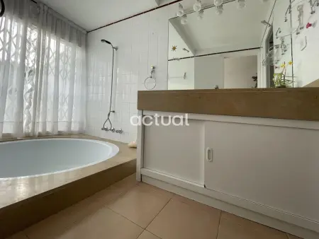 Maison mitoyenne familiale proche plage avec piscine et WiFi - Photo 20