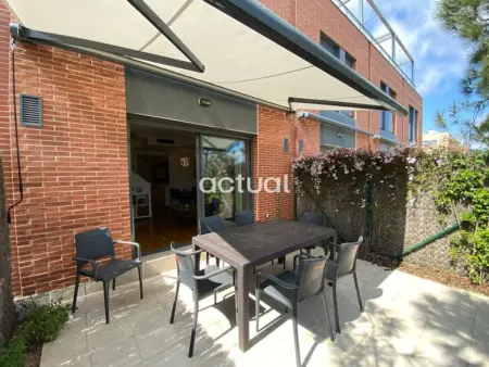 Location appartement à Platja d'Aro i S'Agaró, Duplex moderne avec jardin, piscine et WiFi à Platja dAro