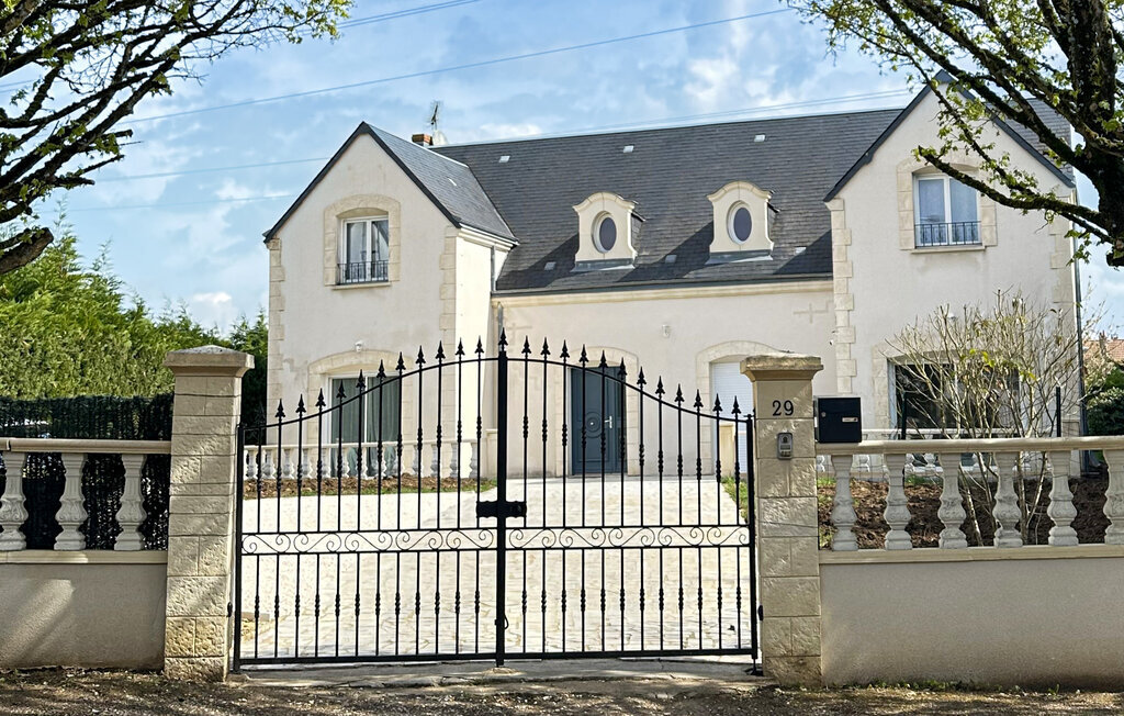 Villa 15 pers. avec jacuzzi et terrain de pétanque à Blois - Photo 1
